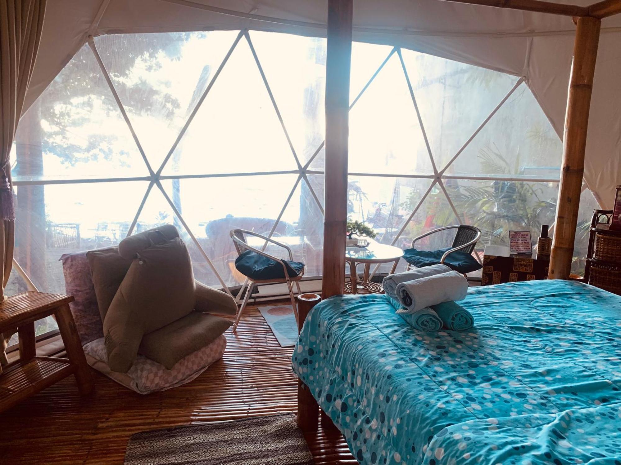 Glamping Dome Dauin Beach Resort Luaran gambar