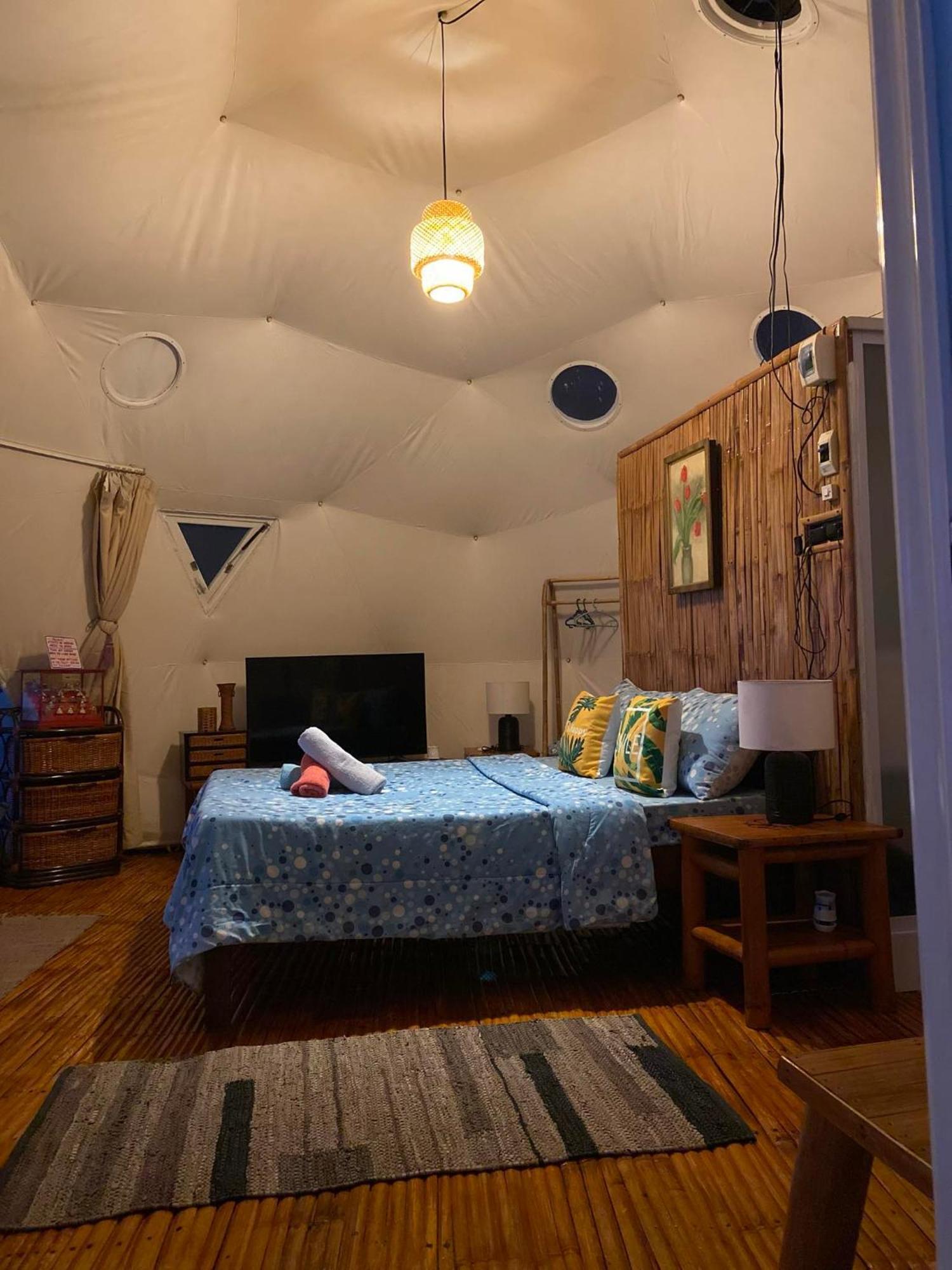 Glamping Dome Dauin Beach Resort Luaran gambar