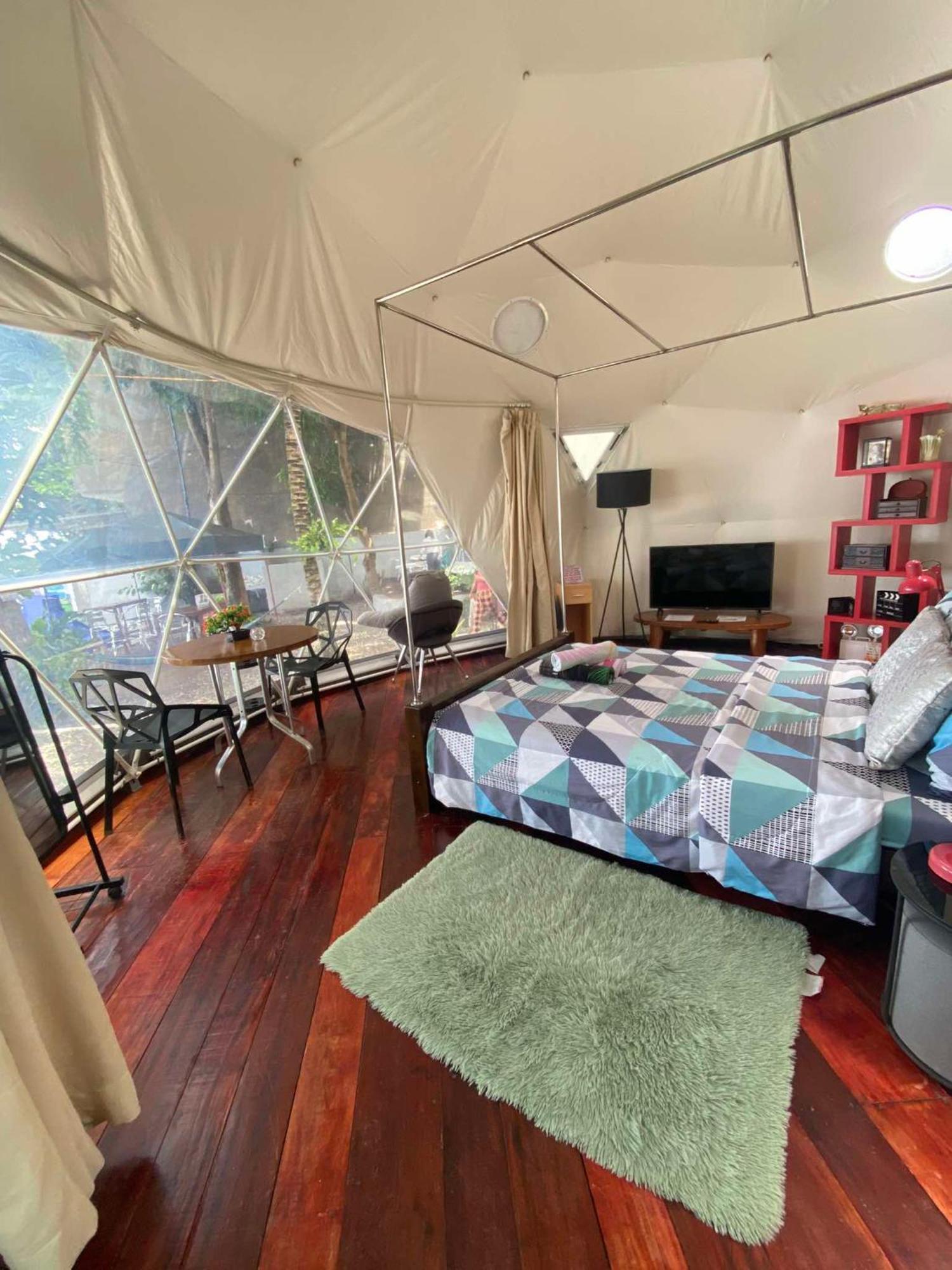 Glamping Dome Dauin Beach Resort Luaran gambar